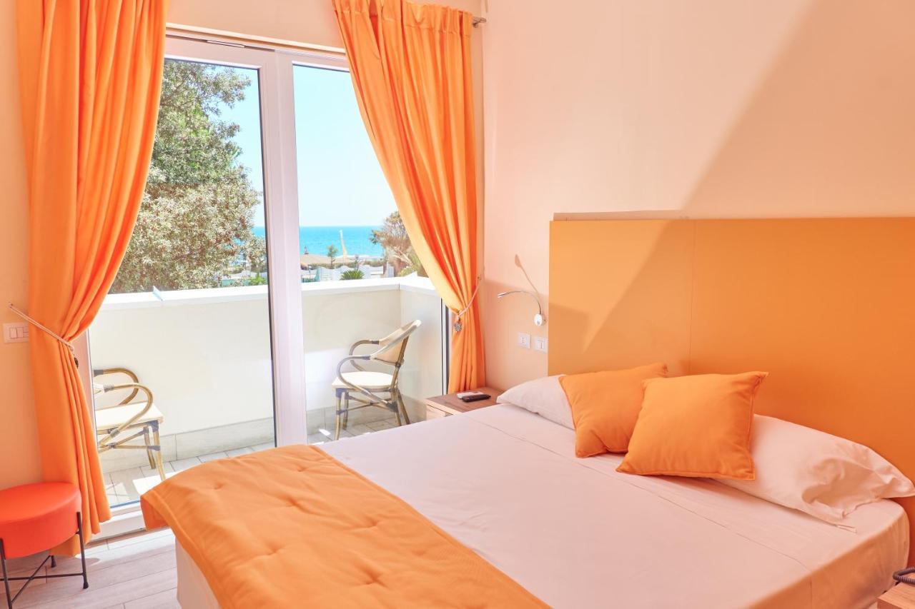 Hotel Capo Circeo Centro Benessere & Padel San Felice Circeo Exterior photo